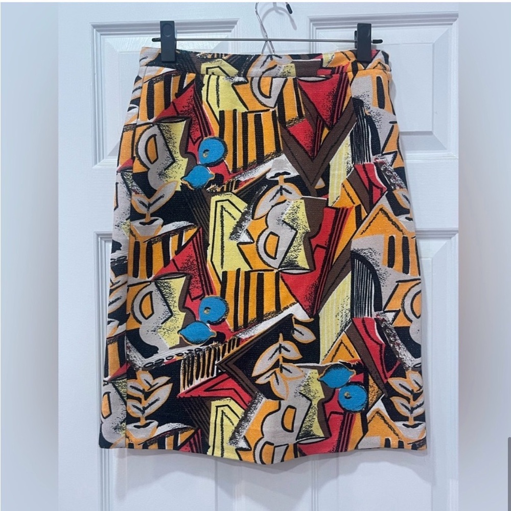 See by Chloe Graffiti Print Pencil
Skirt - Size 6 - EUC